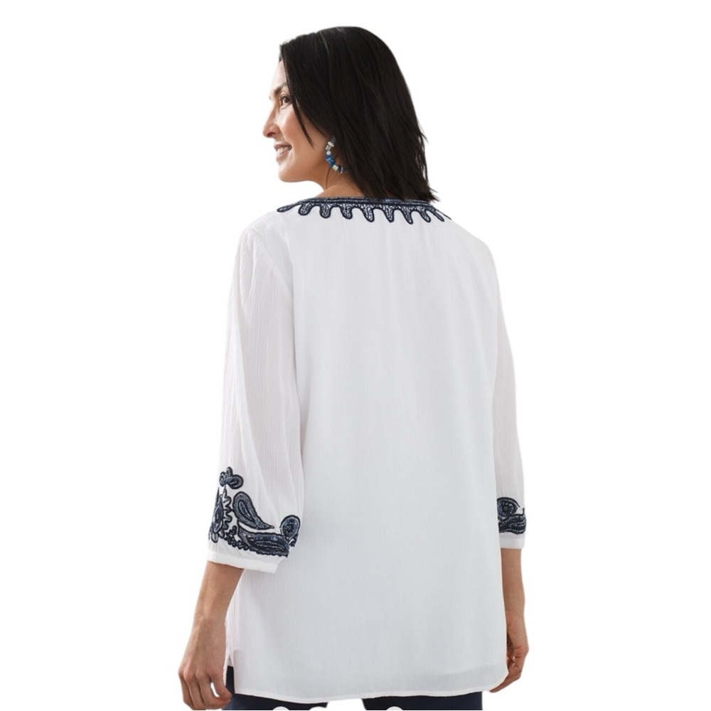 CHICO’s Embellished Tunic in White w/ Black Beading Size 0 (2-4) — STUNNING!!! - Picture 3 of 9